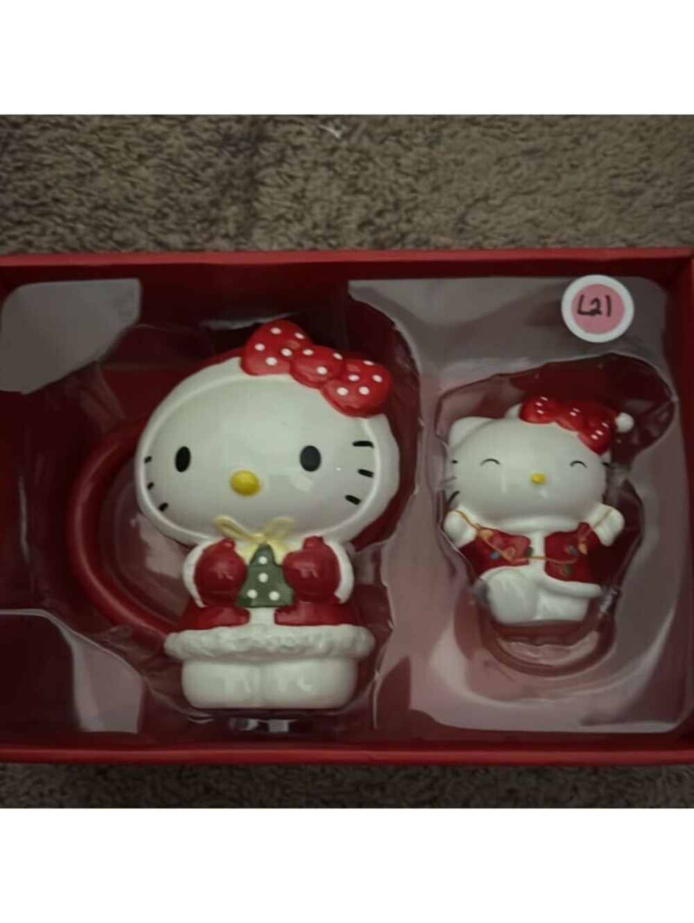 Hello Kitty Holiday Mug & Figurine Sanrio Red Bow Tree